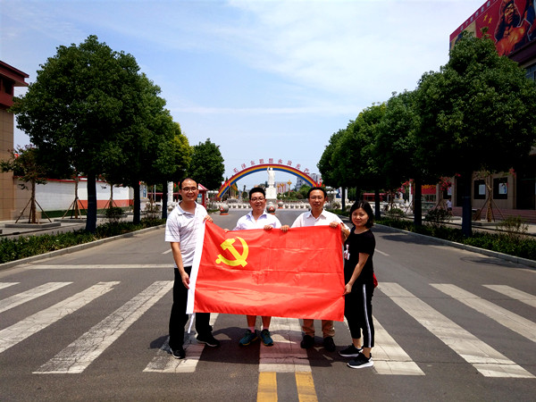 旅游系新闻图片_副本.jpg